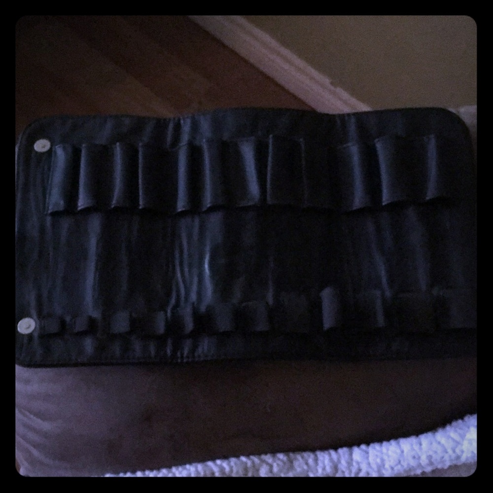 Sigma brush case